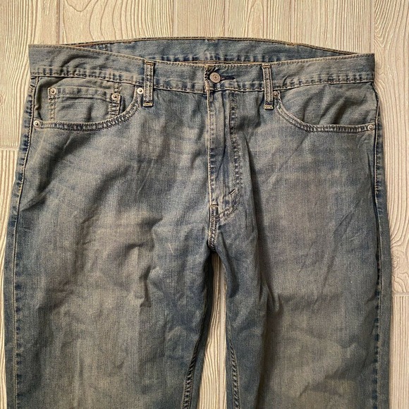 Levis 559 Relaxed Straight Jeans 38x30 Light Wash - Picture 1 of 10